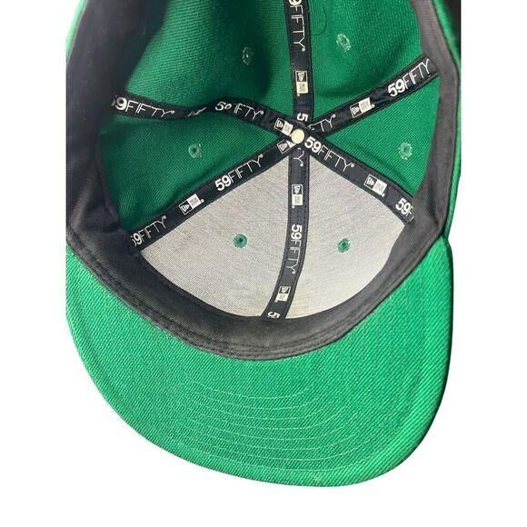 New Era Men’s 8 Oakland A’s Fitted Hat Green MLB Fan Apparel - Picture 6 of 6